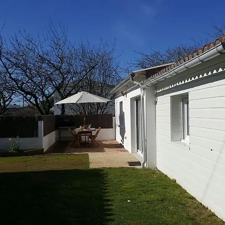 De Sauveterre Petit Dejeuner Compris Holiday home Les Sables-d'Olonne