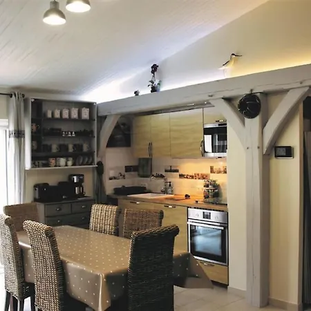 Holiday home De Sauveterre Petit Dejeuner Compris Les Sables-d'Olonne