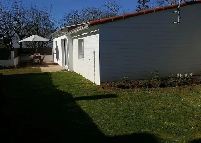 De Sauveterre Petit Dejeuner Compris Les Sables-dʼOlonne