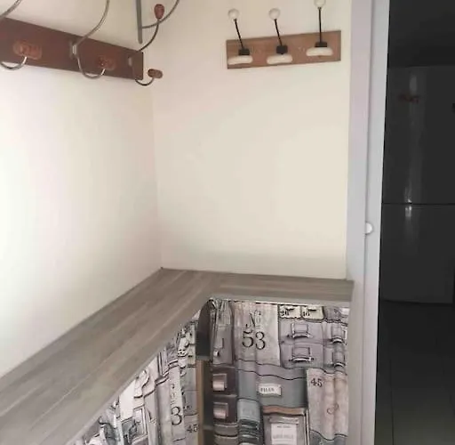 De Sauveterre Petit Dejeuner Compris 펜션