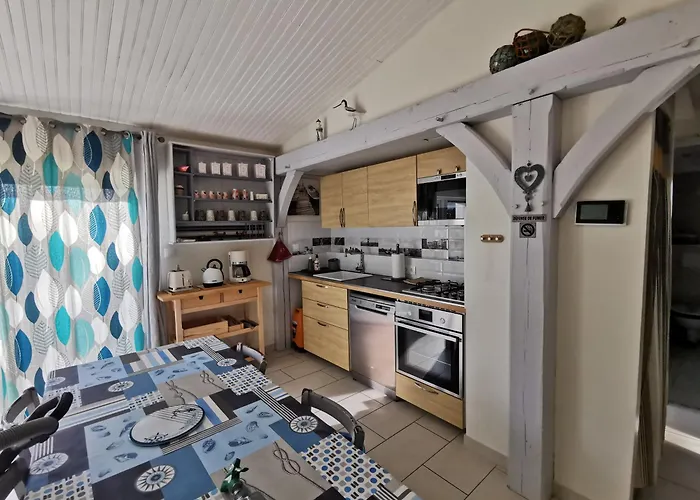 De Sauveterre Petit Dejeuner Compris * Les Sables-dʼOlonne